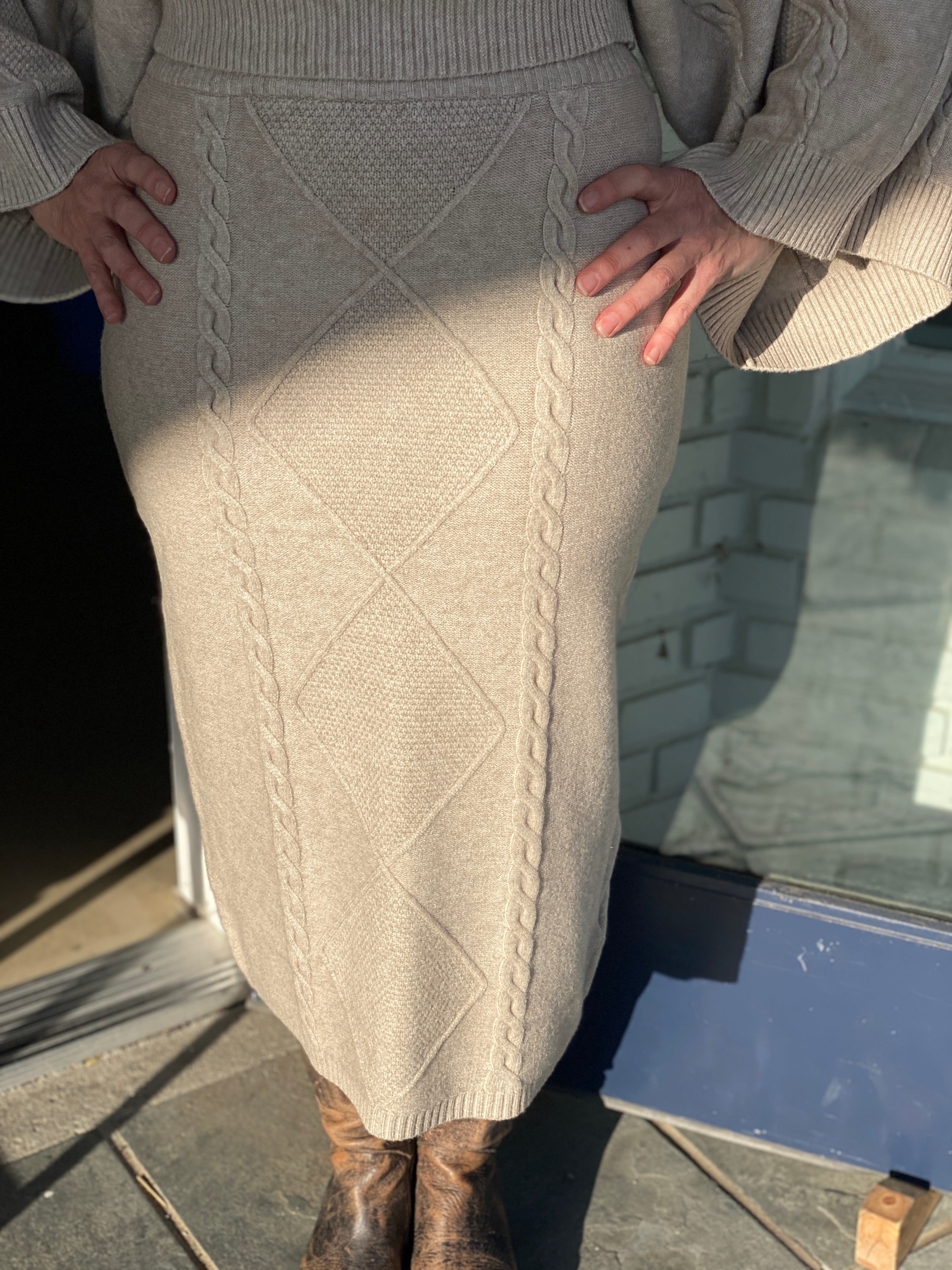 The Knit Silhouette Midi Skirt